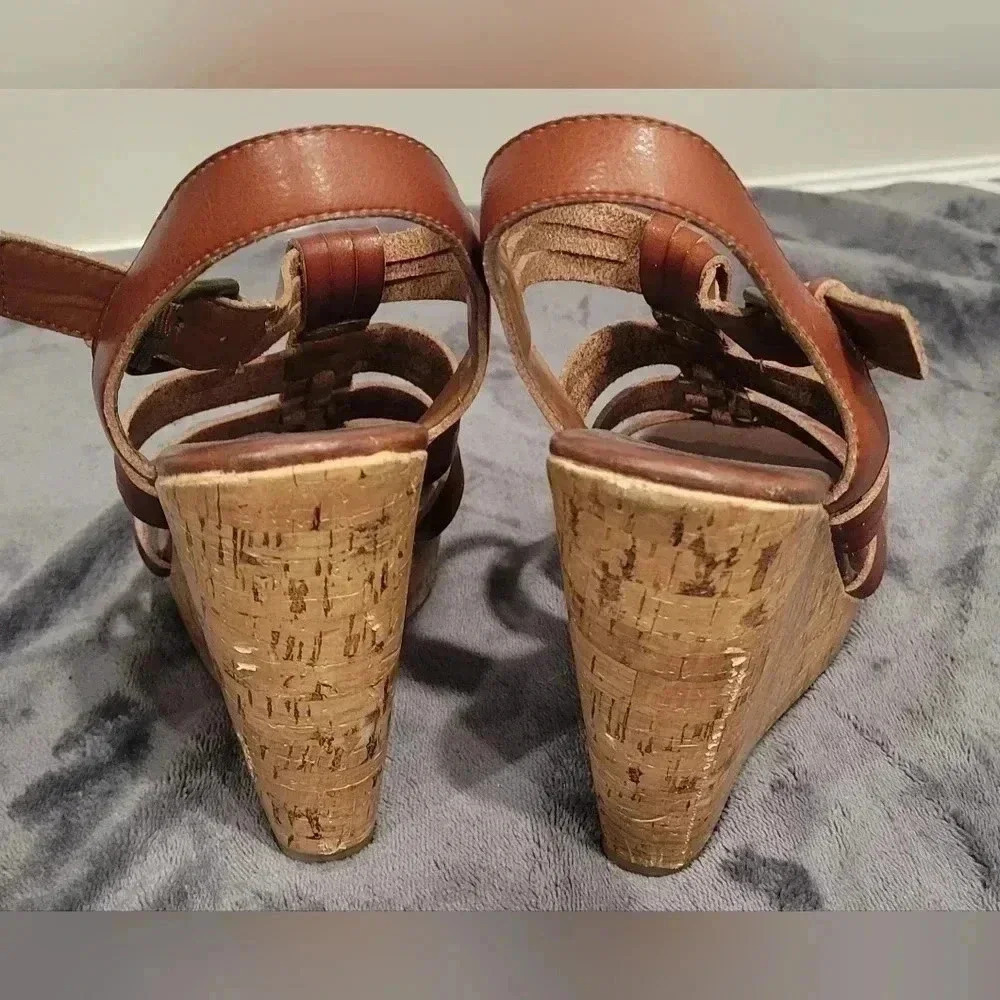 Size 9.5, Mossimo Supply Co Cork Strap Platform Wedge Brown Sandals Heels - Picture 4 of 9